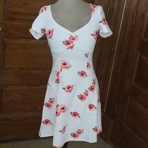 cute floral dress brand new never worn